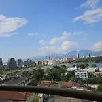 Intirana Apartaments 2 Lake View